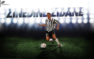 球探体育快讯-B席世界波拯救球队