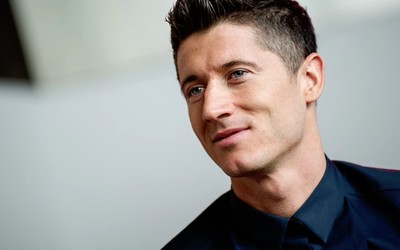 球探体育动态-B席这脚远射石破天惊