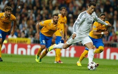 球探体育焦点-克瓦拉茨赫利亚当选队内赛季MVP