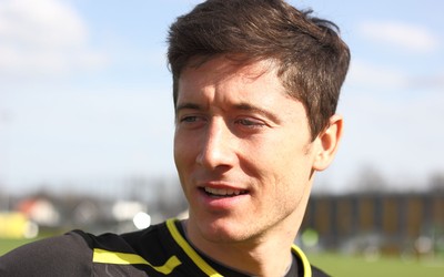 球探体育动态-刚仁亲自回应留队